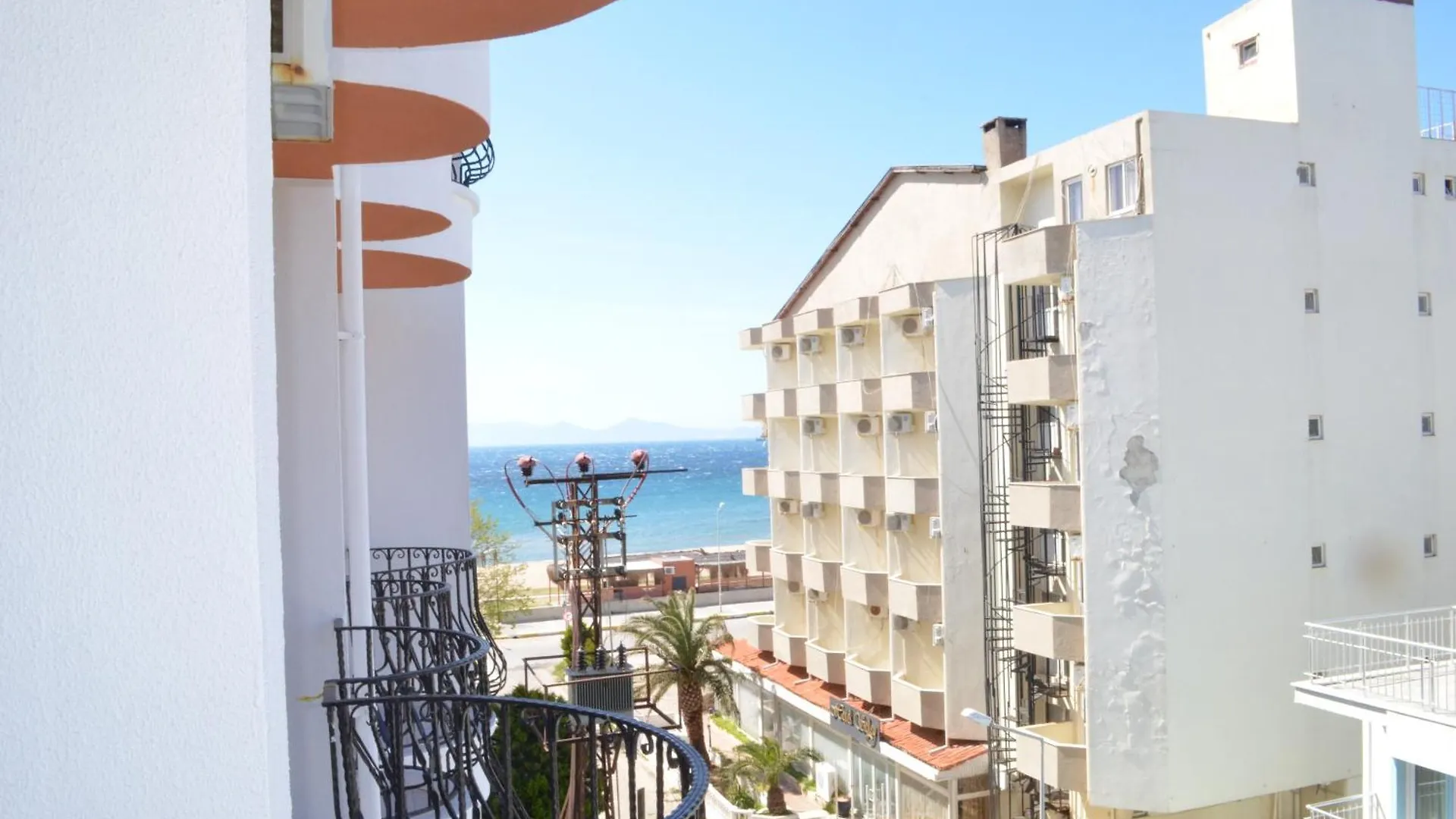 Grand Milano Hotel Ayvalı