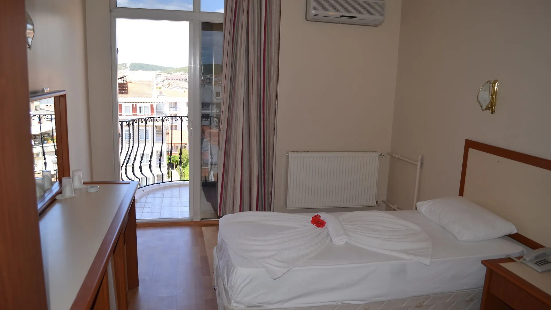 Grand Milano Hotel Ayvalı